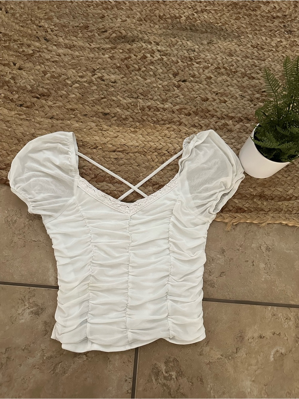 RUCHED BLOUSE TOP